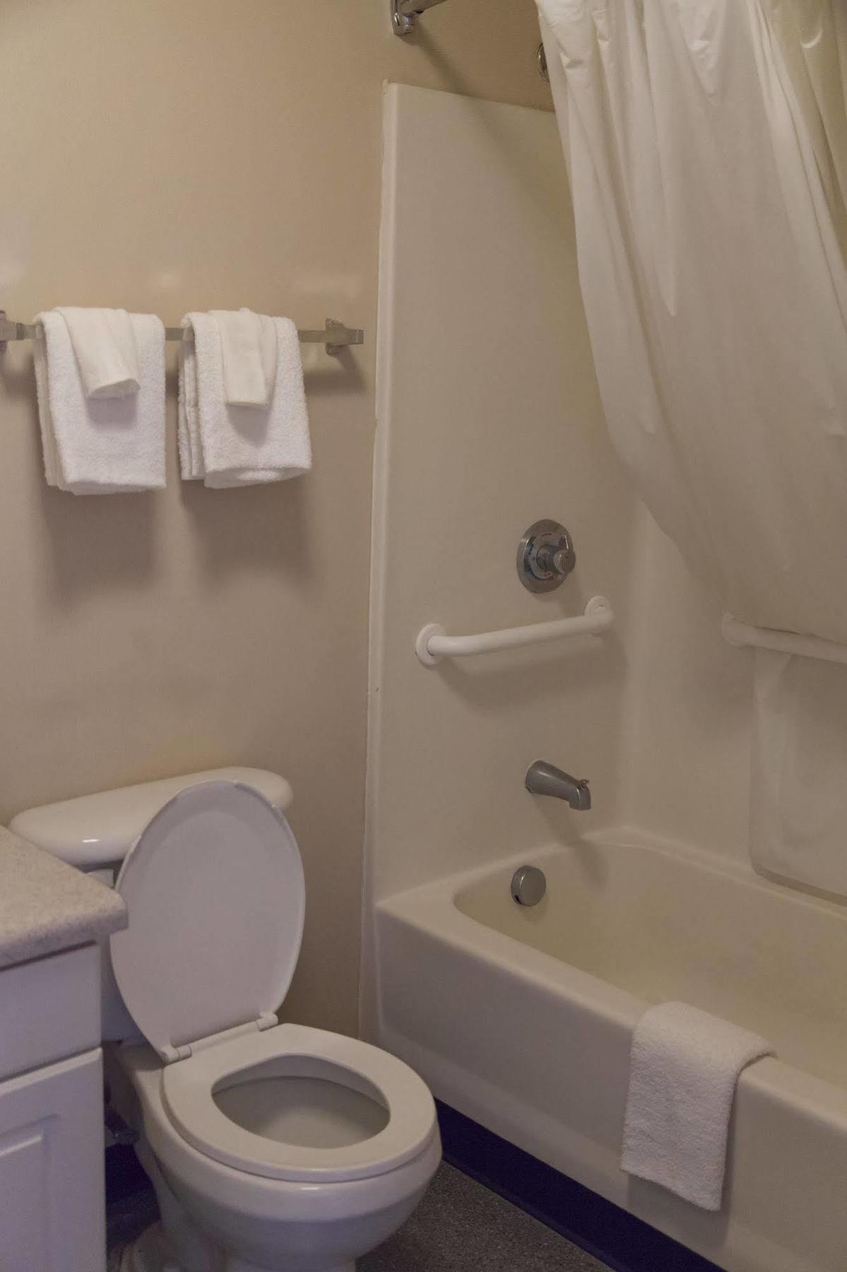 Intown Suites Extended Stay Norfolk Va מראה חיצוני תמונה